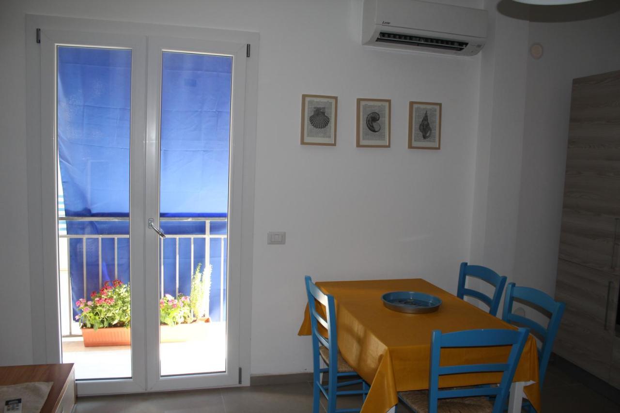 Casa Vacanze Gloria Кастеламаре дел Голфо Екстериор снимка