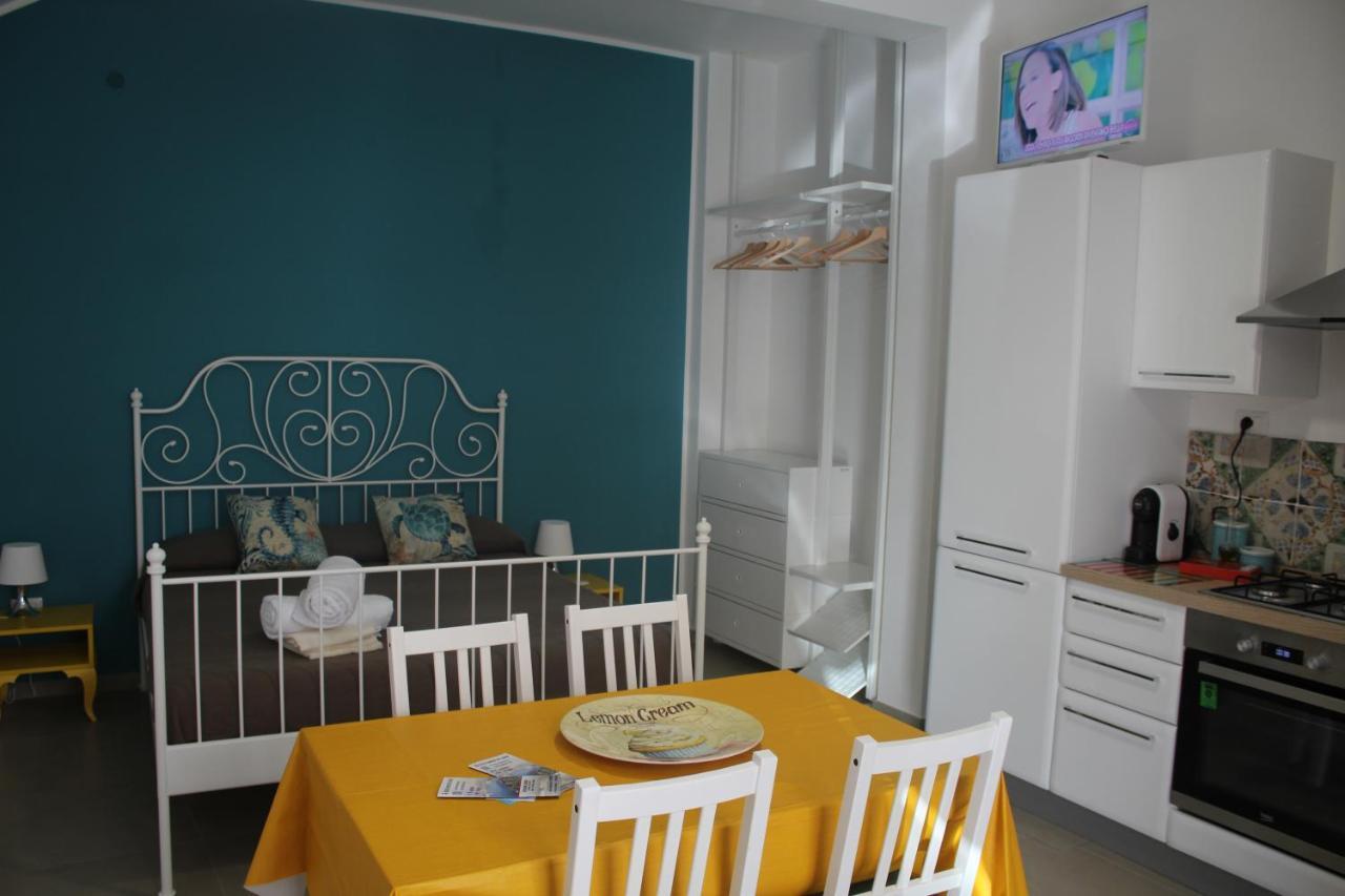 Casa Vacanze Gloria Кастеламаре дел Голфо Екстериор снимка