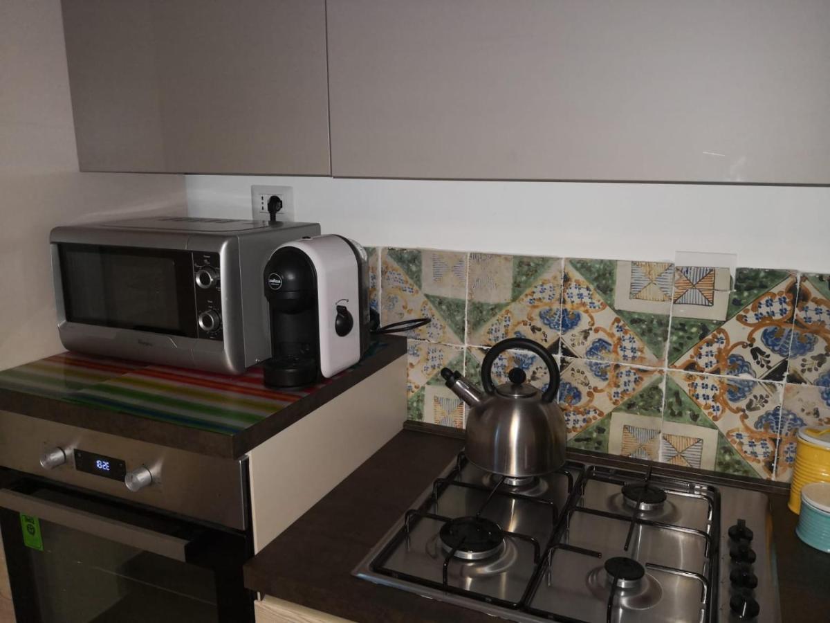 Casa Vacanze Gloria Кастеламаре дел Голфо Екстериор снимка