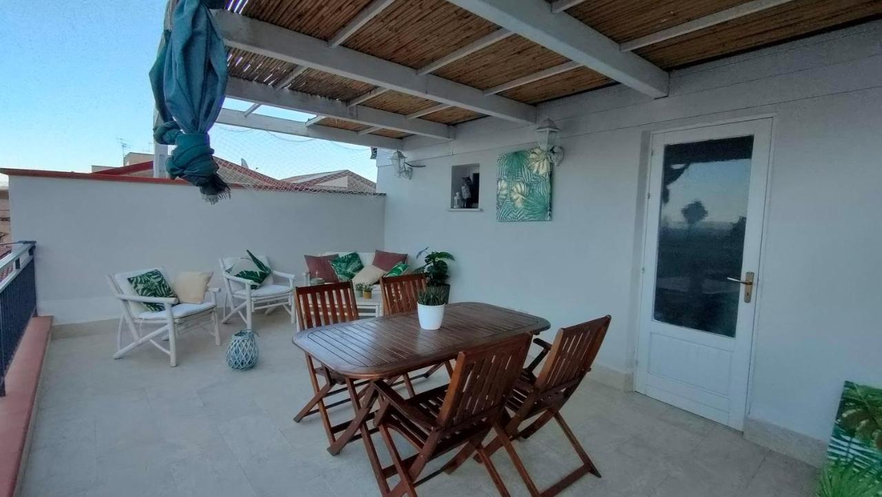 Casa Vacanze Gloria Кастеламаре дел Голфо Екстериор снимка